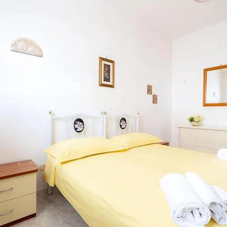 L'attico Di Romolo A 150 Mt Dal Mare Holiday home