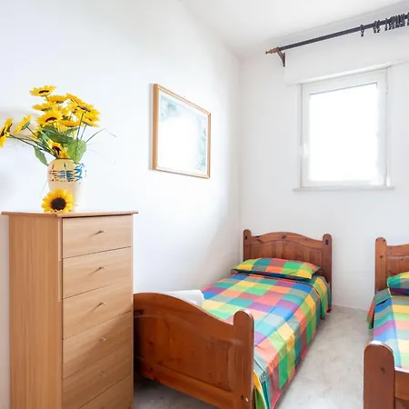 Holiday home L'attico Di Romolo A 150 Mt Dal Mare San Pietro in Bevagna
