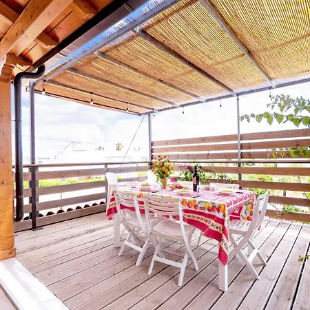 Holiday home L'attico Di Romolo A 150 Mt Dal Mare *