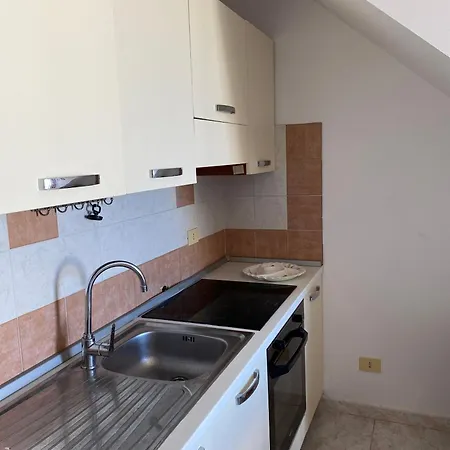 Holiday home L'attico Di Romolo A 150 Mt Dal Mare San Pietro in Bevagna